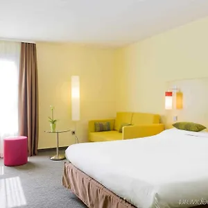 Szálloda Ibis Styles Centre Port