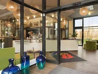 Hotel Super 8 by Wyndham München City West